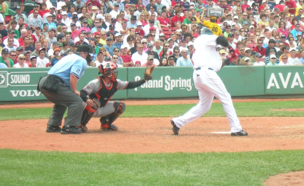 Ortiz swinging